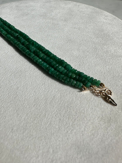 Triple chain emerald bracelet